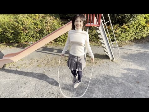 【ノーブラ】Eカップ女子が縄跳びをしてみたら…