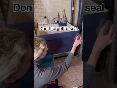Old utility sink makeover! #diy #diyshorts #chalkpaint