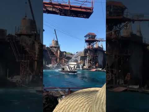 Universal studios “water world” 2022