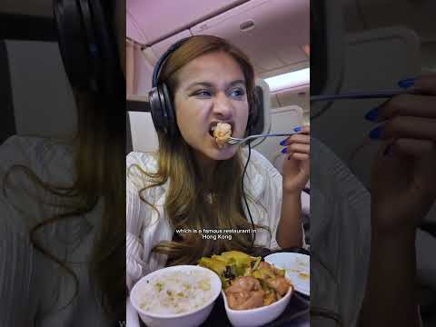 EVERYTHING I ATE ON MY 5 HOUR FLIGHT 🇭🇰✈️🇮🇳 *BUSINESS CLASS EDITION* #flight #foodie #hongkong