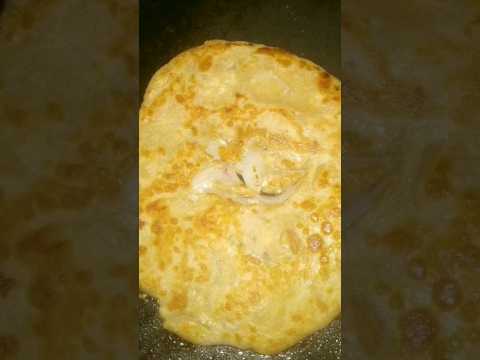 #Onion Cheese Paratha #dinnerrecipes #onionparatha  #cheeseparatha #shortsvideo #shortsfeed #shorts