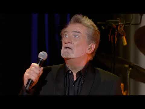 Eddy Mitchell – Toujours un coin qui me rappelle (Live officiel au Palais des sports 2016)