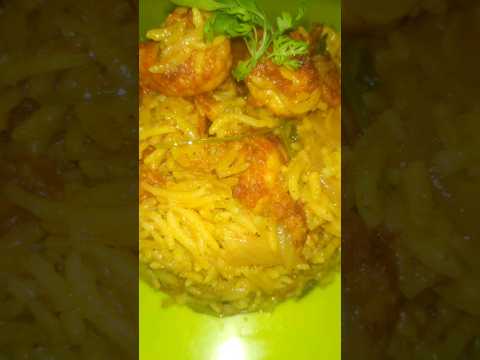 #Prawn Biryani with a special ingredient 😋😋 Don't miss it 😊 #lunchboxrecipe #dinnerrecipes #shorts