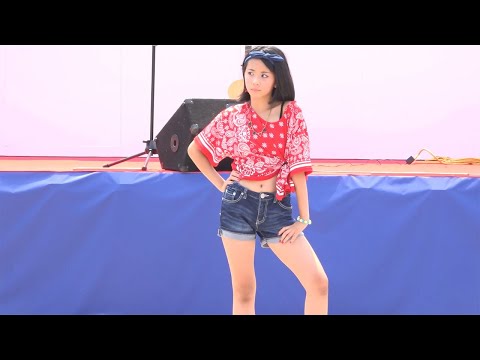 少女たちの美脚ダンス