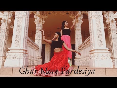 Ghar More Pardesiya | Kalank | Pooja and Ridhima