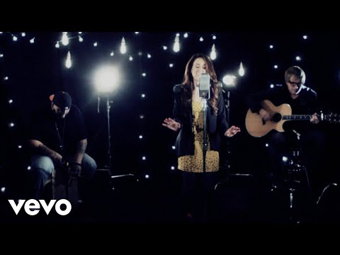 Britt Nicole - Gold (Acoustic Performance)