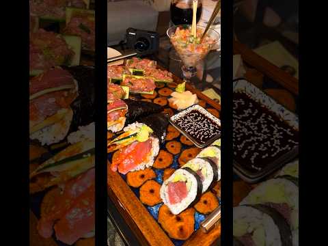Have you ever made sushi out of a fish you caught yourself?! 🤤🍣 #sushi #tuna #fishing #food