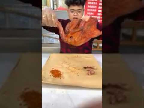 China ki roasted duck eating #food #streetfood #foodie #chicken #meat #asianchicken #chinesefood