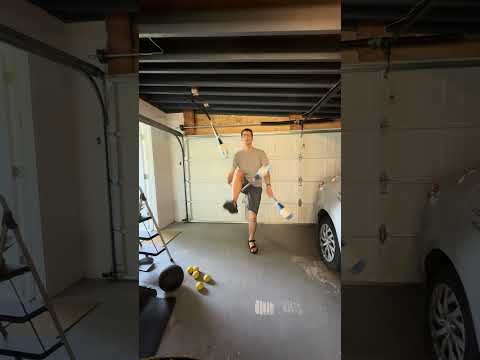Unedited 17-Minute Juggling Workout – Bean Bags & Clubs Practice