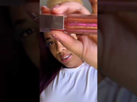 Had to finish my quick routine with a Fenty Gloss!! #curlyhair #makeup #makeuptutorial 💋