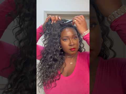 I always keep a half wig onhand, perfect for a quickstyle!🌹 #halfwig #curlywig #fallhairstyle