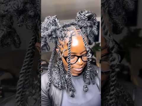 #invisiblelocs  Tutorial on this style out now :) follow me on all platforms @Styledbypk  💕💕