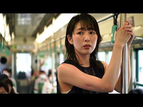 電車でちら見え腋