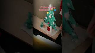 Kids making christmas tress #shortvideo #school #dance #learningtimefun  🌲