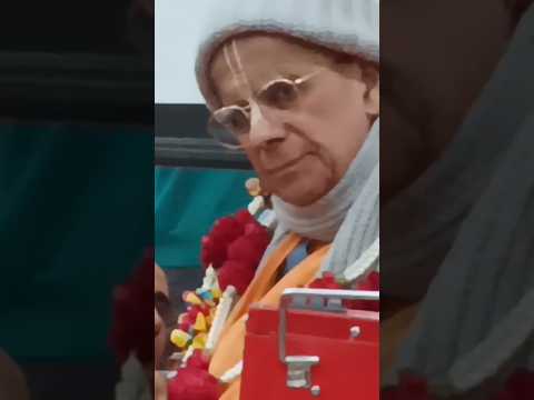 HH Gopal Krishna Goswami Maharaj in #chandigarh |#iskconchandigarh | #GKG | #shorts #harekrishna
