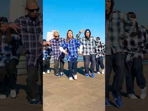 C-Walk【Bi××h Please/Snoop Dogg】#hiphop #gangster #snoopdogg #cwalk