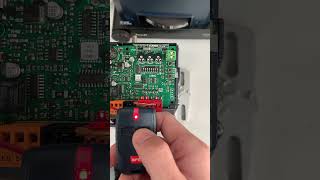 BFT DEIMOS A400Sliding Motor Remote Control Programming