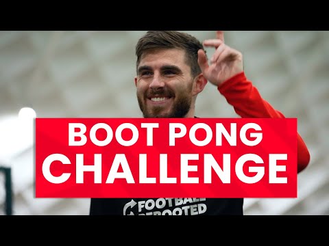 "HE'S CALLED IT!" 😱 Southampton FC take on Utilita's Boot Pong Challenge