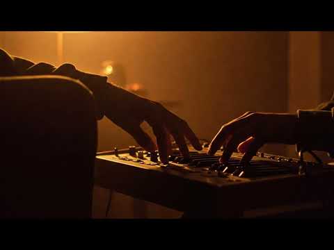 Relaxing R&B Chill Mix 🌙 | Smooth Lo-Fi Beats & Ambient Vocals for Late Night Vibes | Chill Crush