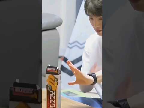 Proof that Shownu's a superhuman #monstax #monbebe #kpop #shownu #monstaxshownu