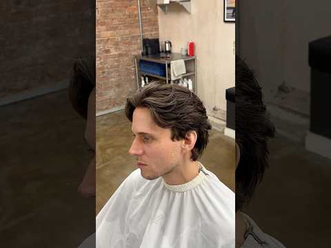 ‘TEXTURED FLOW’ Hairstyle