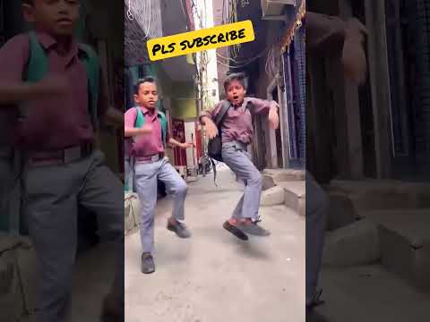 mere dost ka dance #trending #train #dance #world