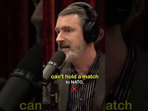 One SCENARIO in which RUSSIA uses NUKES?🤔  #shorts #joerogan #peterzeihan