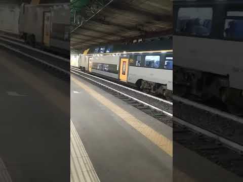 EPICO!! INCROCIO TRA IL TRENO TAF E  ROCK NELLA STAZIONE DI APPIANO