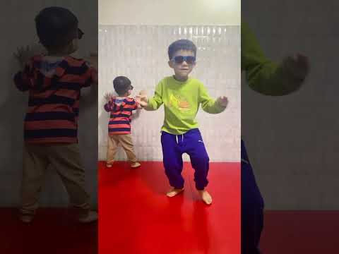 Cute babies dancing #shorts #youtubeshorts #babydancing