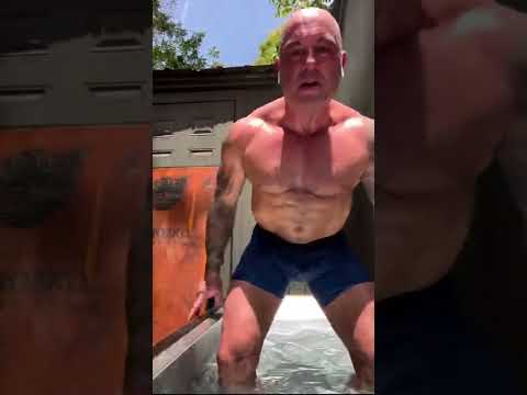 Joe Rogan’s Physique in 2022 is INSANE