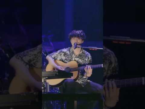 ギターも弾けちゃうの…？ 「Shower」 Official髭男dism #shorts