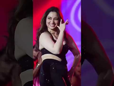 #bollywood #song#music #love #dance#hindisong#tamannaah #trending l#romance #rajabfamily #shortvideo