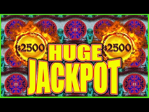 The RAREST Orb Caught Live! HUGE JACKPOT Dragon Link Autumn Moon Slot