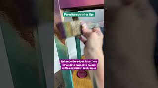 Furniture painting technique: Drybrushing