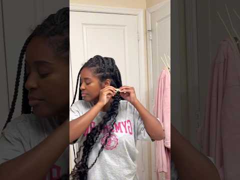 Don’t we just have a love and hate relationship with braid take down day #knotlessbraids #braids