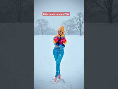 Cute poses in snow. ☃️❄️ #posing #howtopose #posesideas #poses #posingtips #shorts #viralvideo #pose