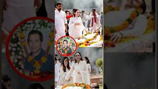 Karishma Kapoor gets emotional at ex husband Sanjay Kapoor Prayer Meet with Kareena Kapoor #short