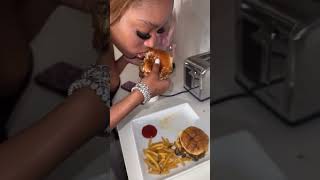 RG TRIES LITTYB FOOD 😩💕DO THE FOOD LOOK GOOD? #littyb