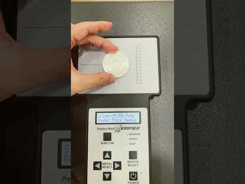 Testing a 1 oz America Eagle Silver Coin 2011 with Sigma Metalytics Precious Metal Verifier