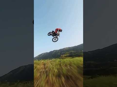 Flying bike. dope. #dirtbike #motocross #automobile #dirtbike #downhill #shorts