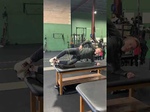 1/2 Side Plank Clamshell (Band Resistance & Hip Drop)