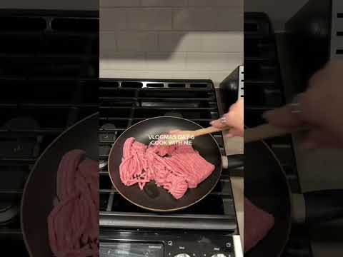Cook pasta with me #vlogmas #aestheticvideo #pastarecipe #cookwithme