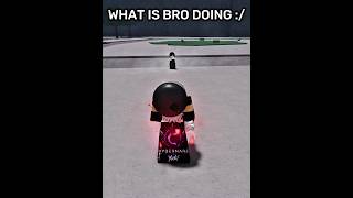 What's Bro Doing? 😭 #thestrongestbattlegrounds #tsbg #roblox #tsb