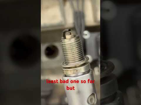 changing Spark ⚡️ plugs on #bmw #e30 #mechanic #bmwcars #diy #misfire #number4 #engineswap