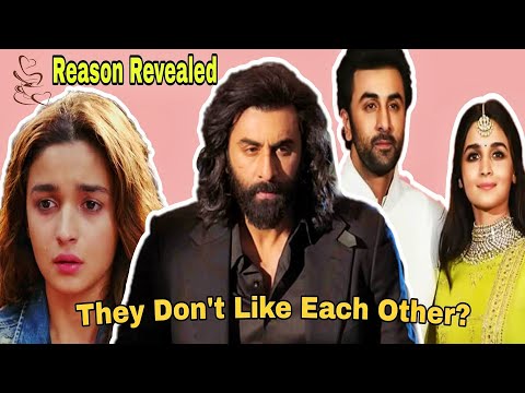 RANBIR KAPOOR & ALIA BHATT' Wierd Marriage. WHY THEY KEEP INSULTING each OTHER publicly?