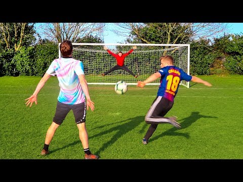 CRISTIANO RONALDO vs LIONEL MESSI FOOTBALL CHALLENGE