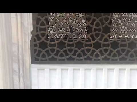 Suleymaniye Camii courtyard, Istanbul