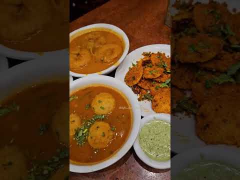 South Indian Food #food #southindianfood #idly #sambar #pune #foodie #foodblog #southindian #chutney