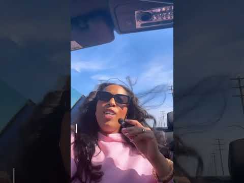 My convertible freestyles series🦄💗🌈 such a vibe to sing with nature! #convertible #music #singer