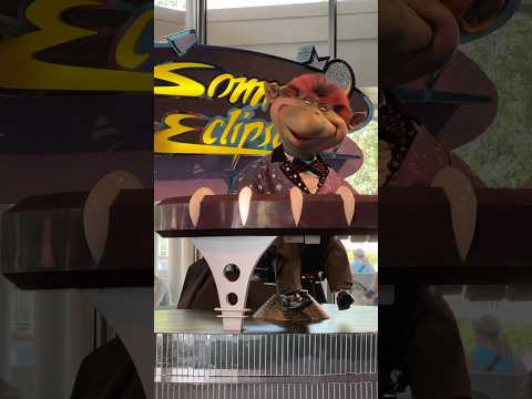 Sonny Eclipse at Cosmic Ray's Starlight Café at Disney World’s Magic Kingdom!! #disney #magickingdom